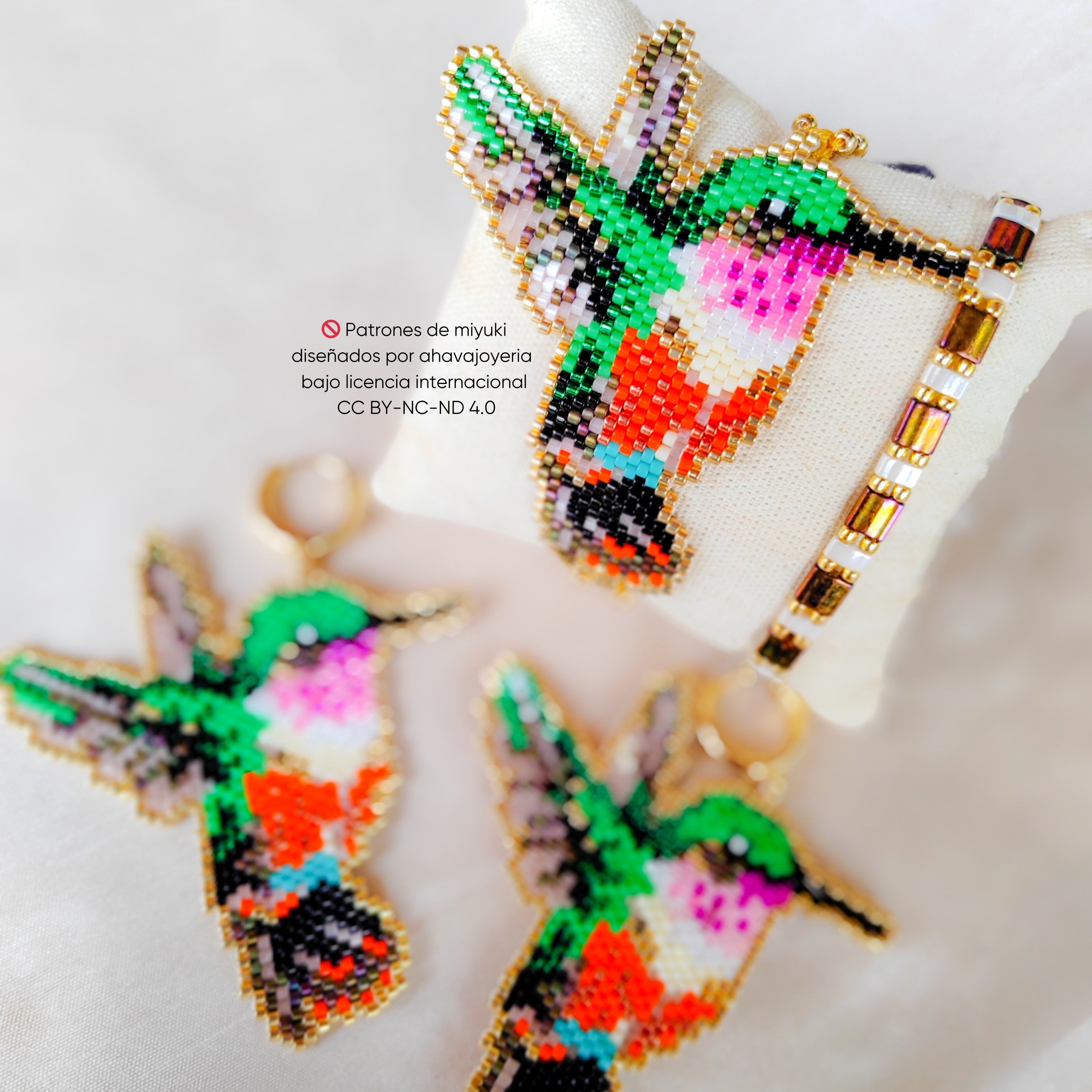 Pulsera y aretes colibrí de luz